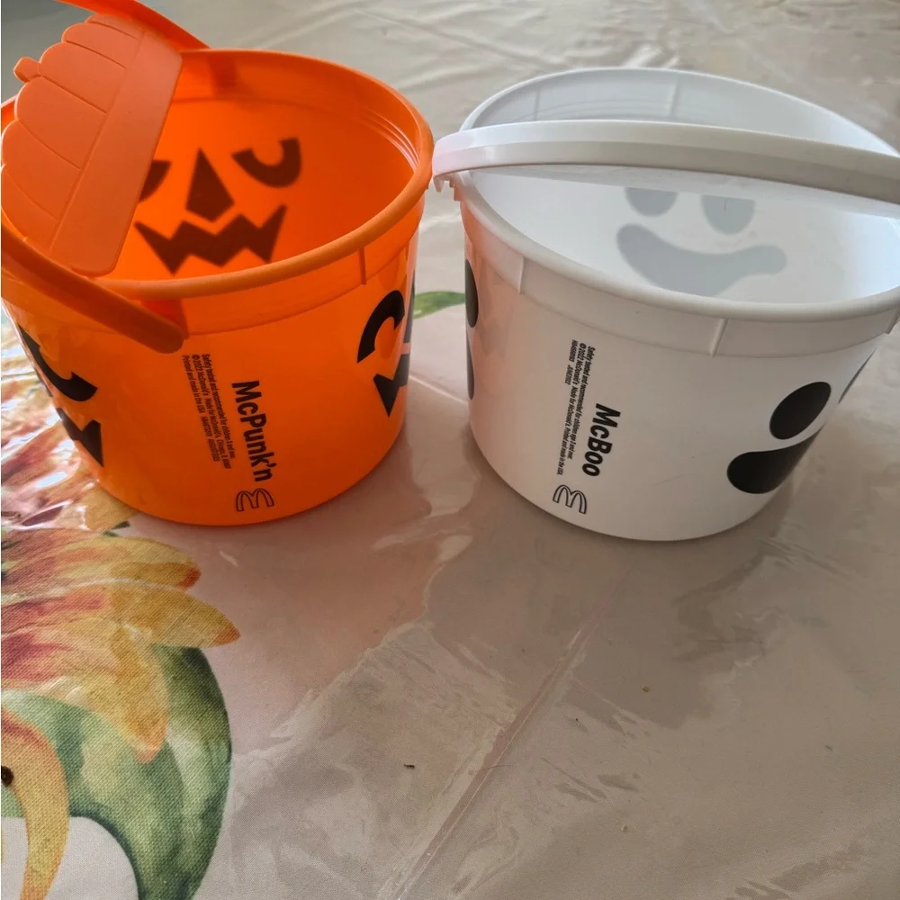2022 McDonald’s Halloween Pumpkin and Ghost Buckets - Picture 2 of 3